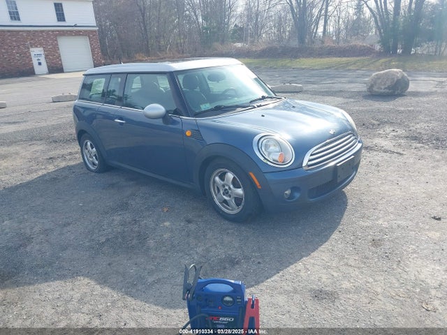 2009 MINI COOPER CLUBMAN WMWML33509TX35538 Photo 0