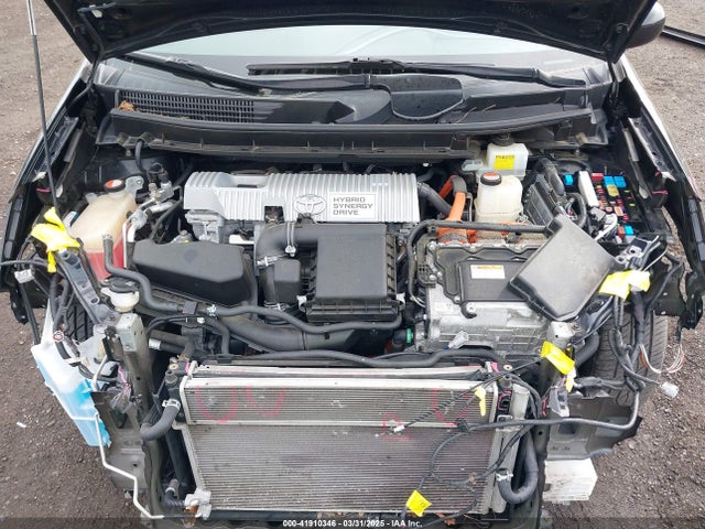 Toyota Prius V Three 2015 JTDZN3EU0FJ031208 Image 10