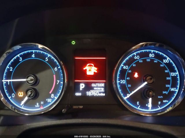 2T1BURHE4HC820309 Toyota COROLLA LE