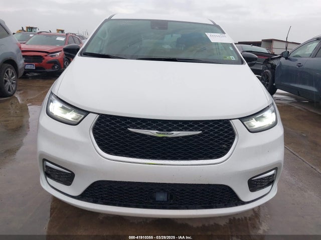 Chrysler Pacifica Touring L 2024 2C4RC1BG5RR149022 Image 6
