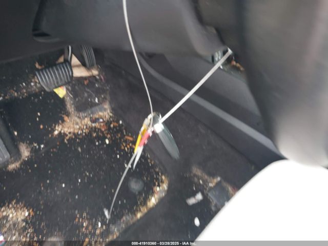 3FA6P0HD2KR148270 Ford FUSION SE