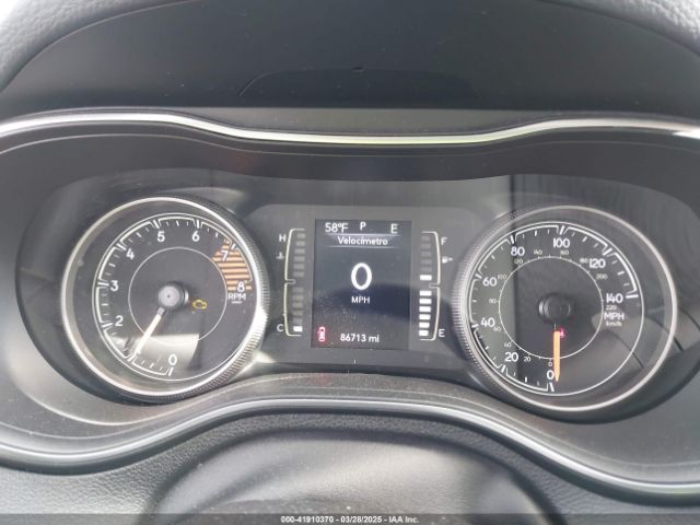 1C4PJLCX5KD347695 Jeep Cherokee Latitude Fwd