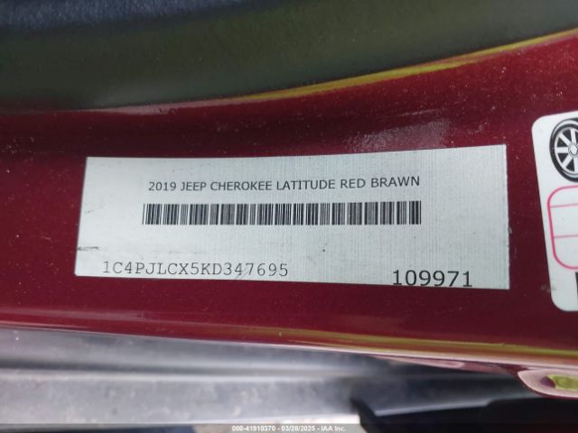 1C4PJLCX5KD347695 Jeep Cherokee Latitude Fwd
