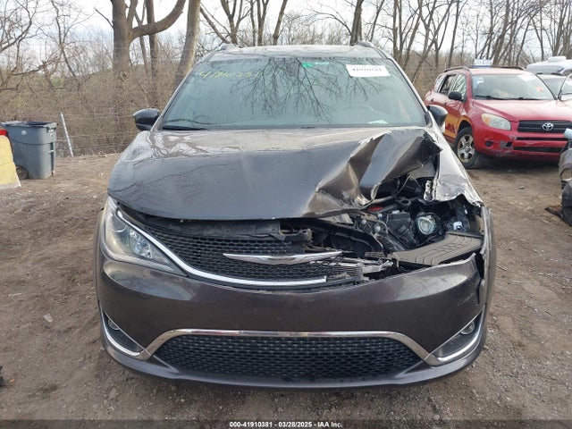 Chrysler Pacifica 35th Anniversary Touring L Plus 2020 2C4RC1EG0LR110048 Image 12