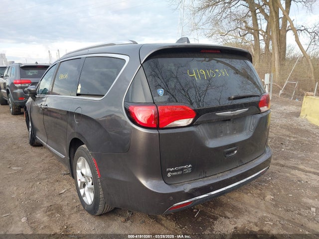 Chrysler Pacifica 35th Anniversary Touring L Plus 2020 2C4RC1EG0LR110048 Image 3