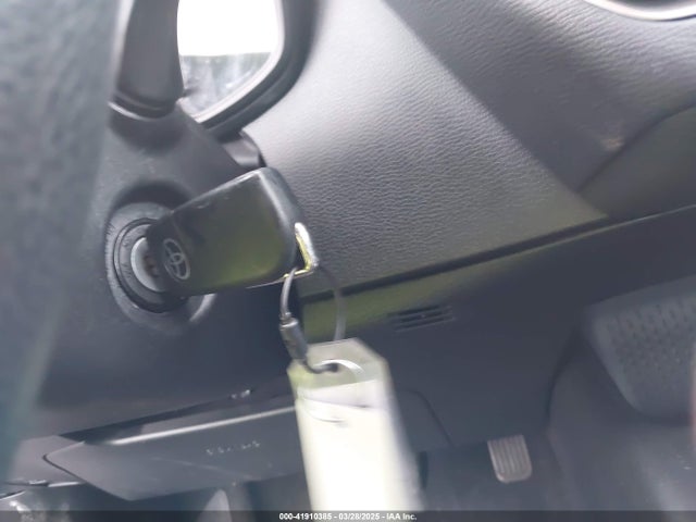 5YFEPMAE5NP326134 Toyota COROLLA LE