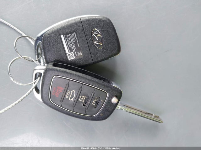 5NPE24AF8GH301526 Hyundai SONATA SE