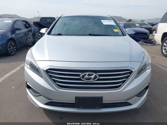 5NPE24AF8GH301526 Hyundai SONATA SE