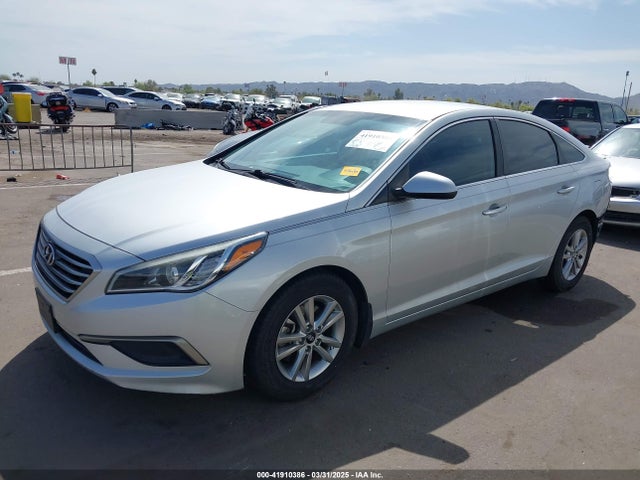 5NPE24AF8GH301526 Hyundai SONATA SE