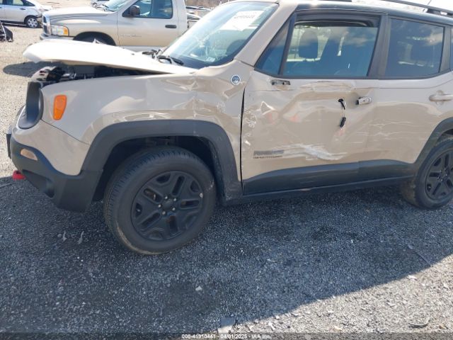 ZACCJBCB6HPE84958 Jeep Renegade Deserthawk 4x4
