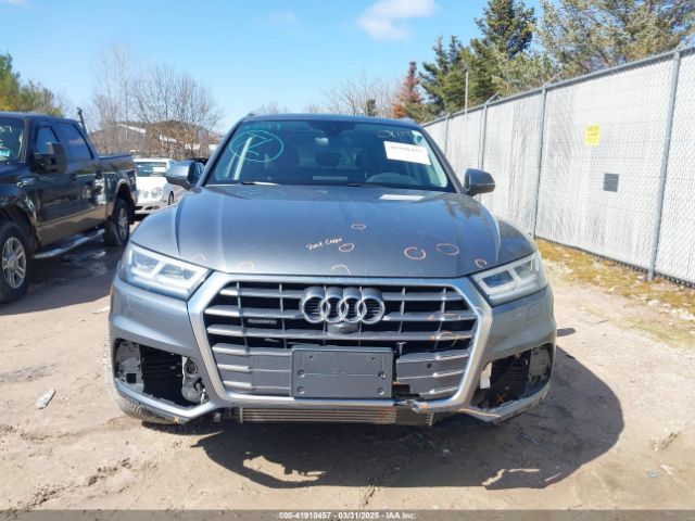WA1CNAFY7J2023518 Audi Q5 2.0t Premium/2.0t Tech Premium