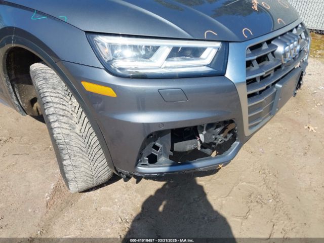 WA1CNAFY7J2023518 Audi Q5 2.0t Premium/2.0t Tech Premium