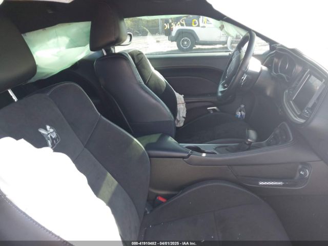 2C3CDZFJ0MH646070 Dodge Challenger R/t Scat Pack