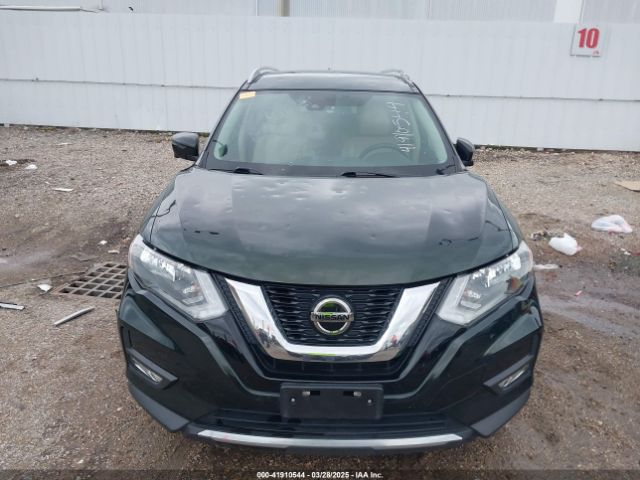 5N1AT2MT8JC833777 Nissan Rogue Sl