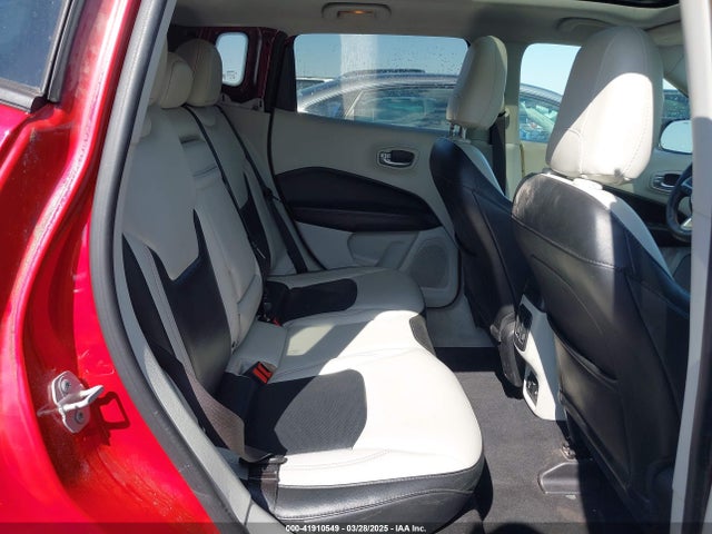 3C4NJCCB9JT466032 Jeep Compass Limited Fwd