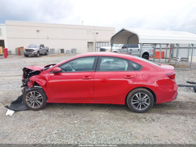 3KPF24ADXRE830874 KIA Forte Lxs