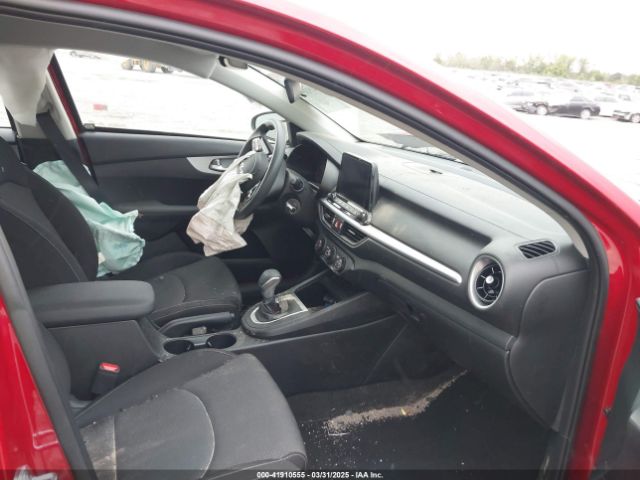 3KPF24ADXRE830874 KIA Forte Lxs