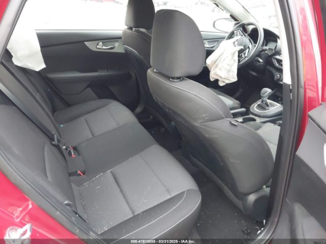 3KPF24ADXRE830874 KIA Forte Lxs