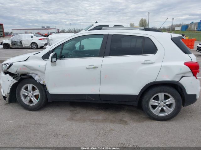 KL7CJLSB9JB679490 Chevrolet Trax Lt
