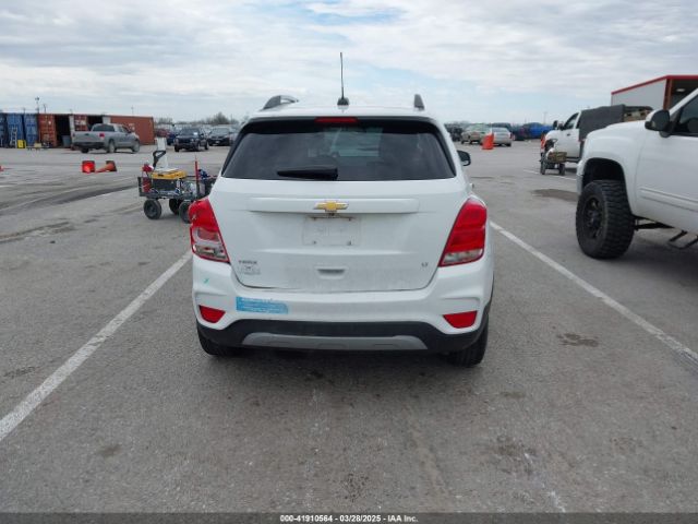 KL7CJLSB9JB679490 Chevrolet Trax Lt