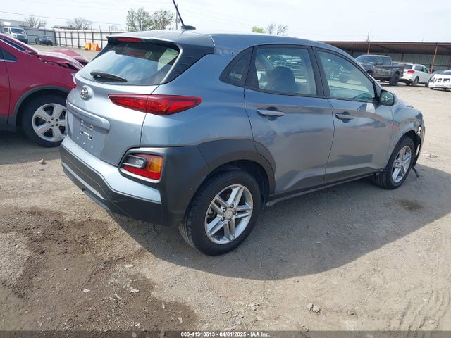 KM8K12AAXMU600057 Hyundai Kona Se