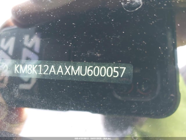 KM8K12AAXMU600057 Hyundai Kona Se