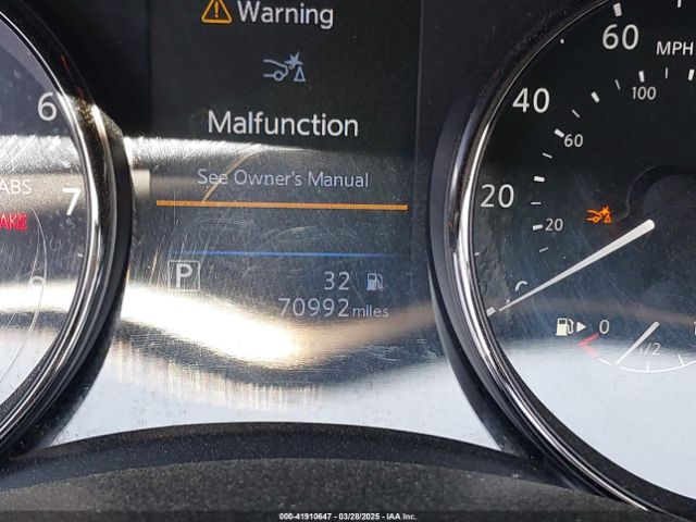 JN1BJ1CPXKW239644 Nissan Rogue Sport Sv