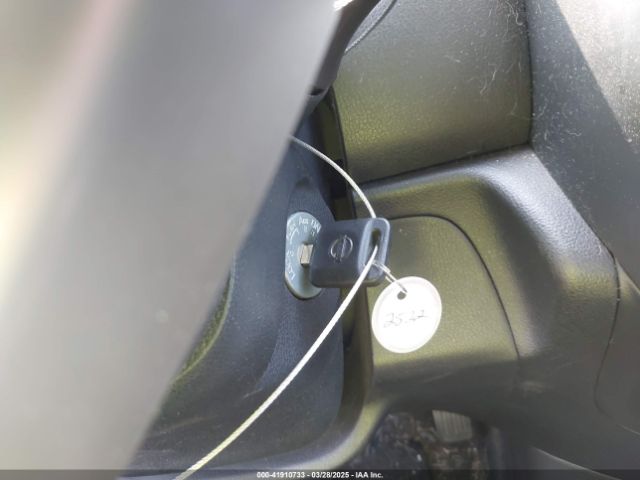 3N1CN7AP3HL829620 Nissan Versa 1.6 S