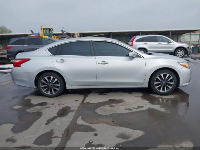 1N4AL3AP3HC121257 Nissan Altima 2.5/2.5 S/2.5 Sl/2.5 Sr/2.5 Sv