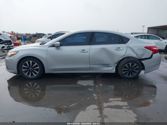 1N4AL3AP3HC121257 Nissan Altima 2.5/2.5 S/2.5 Sl/2.5 Sr/2.5 Sv