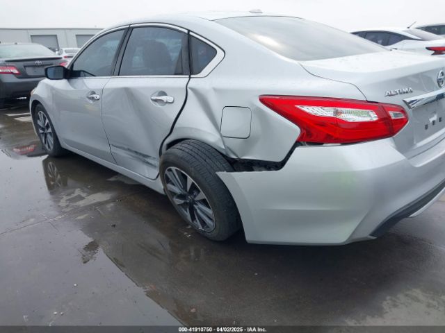 1N4AL3AP3HC121257 Nissan Altima 2.5/2.5 S/2.5 Sl/2.5 Sr/2.5 Sv