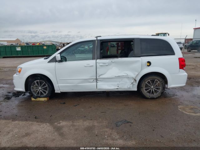 2C4RDGCG4HR662744 Dodge Grand Caravan Sxt