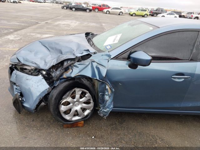 3MZBM1U76EM116878 Mazda Mazda3 I Sport