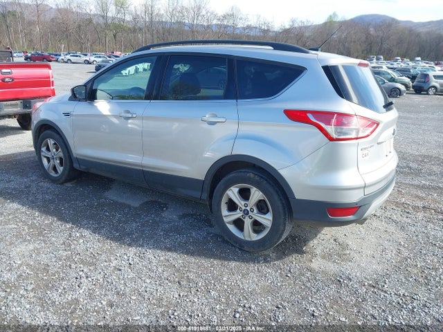 1FMCU0GX5FUA04515 Ford ESCAPE SE