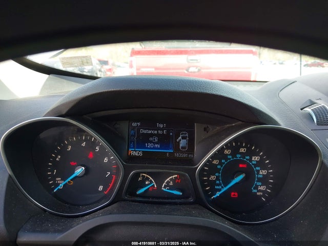 1FMCU0GX5FUA04515 Ford ESCAPE SE