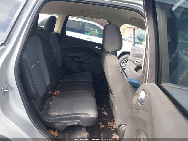 1FMCU0GX5FUA04515 Ford ESCAPE SE