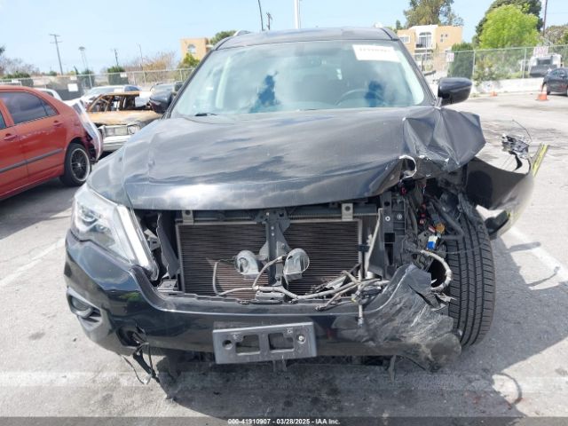 5N1DR2MN2HC635509 Nissan Pathfinder Sv