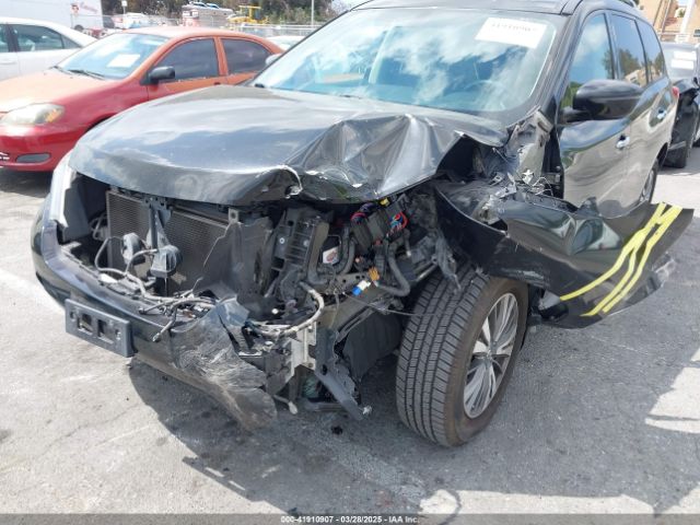 5N1DR2MN2HC635509 Nissan Pathfinder Sv