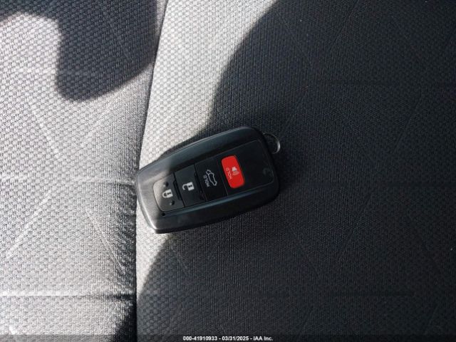 2T3RWRFV9SW264183 Toyota Rav4 Hybrid Xle