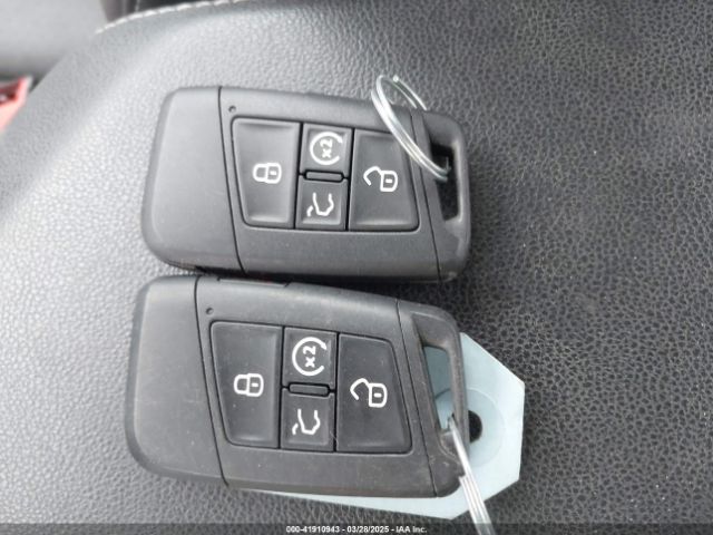 3VWE57BU1KM245385 Volkswagen Jetta 1.4t Sel