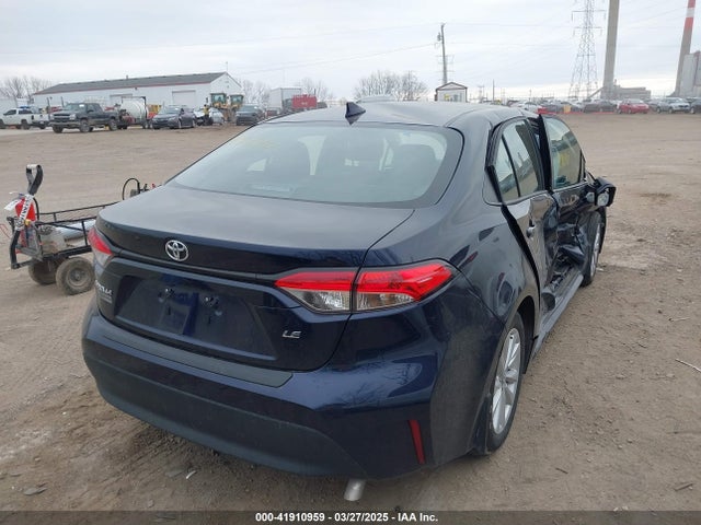 5YFB4MDE3RP218057 Toyota COROLLA LE