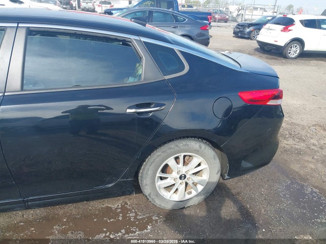 5XXGT4L35GG039310 KIA Optima Lx