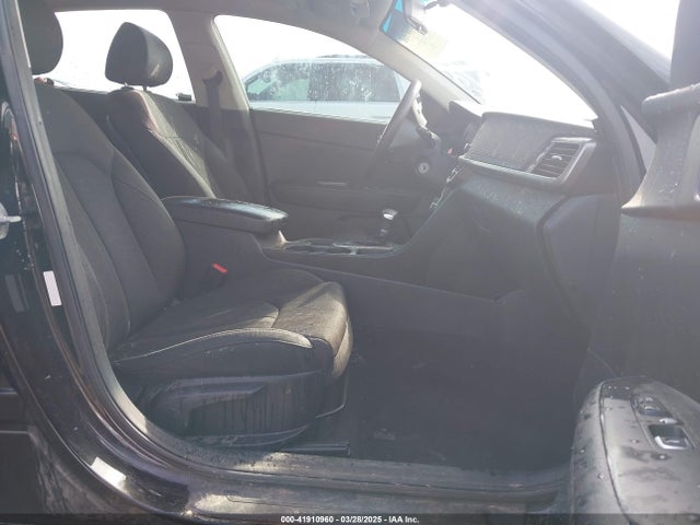 5XXGT4L35GG039310 KIA Optima Lx