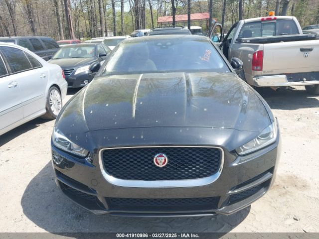 SAJAD4FX5JCP22618 Jaguar Xe 25t Premium