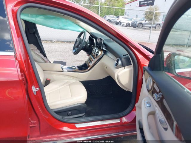 55SWF4HB7HU226179 Mercedes-Benz C 350e Luxury