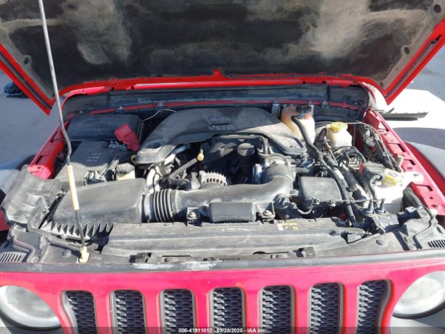 1C4HJXFG0JW159287 Jeep Wrangler Unlimited Rubicon 4x4