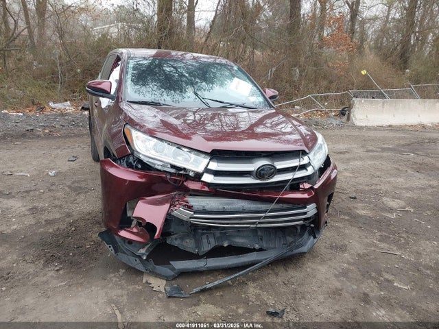 5TDBZRFH3KS960526 Toyota Highlander Le