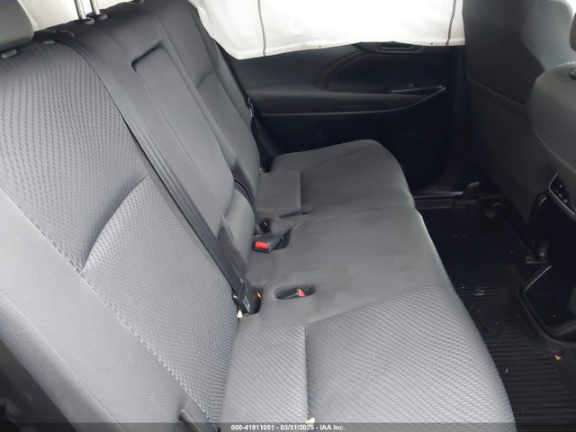 5TDBZRFH3KS960526 Toyota Highlander Le
