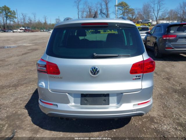 WVGUV7AXXHK030495 Volkswagen Tiguan 2.0t Sport