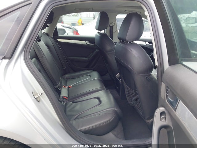 2011 AUDI A4 WAUAFAFLXBN050479 Photo 7